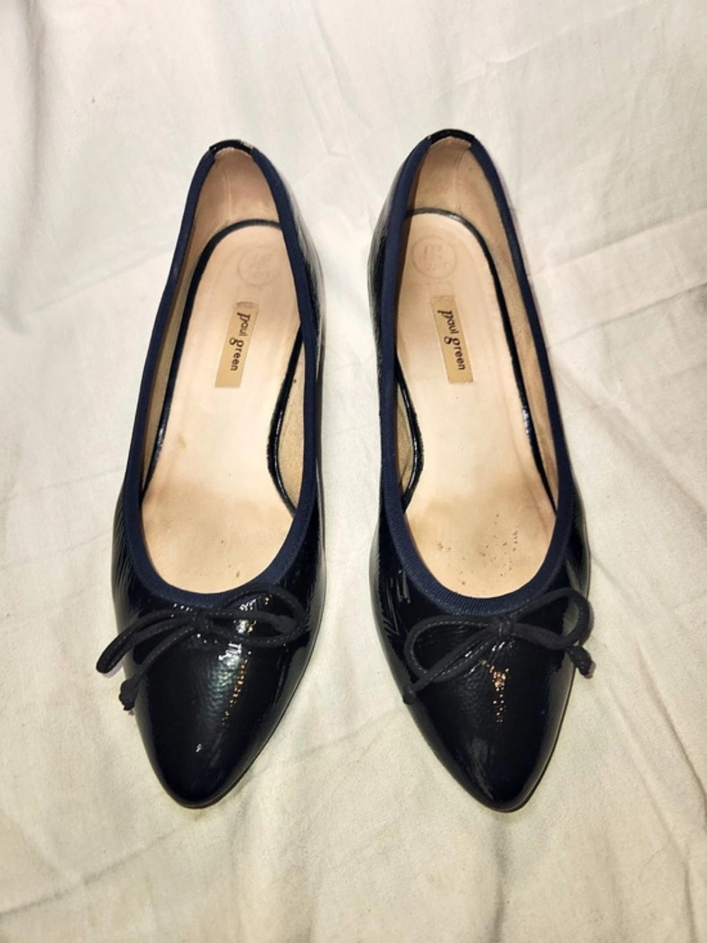 Paul Green Navy Patent Bow Flats US 4.5